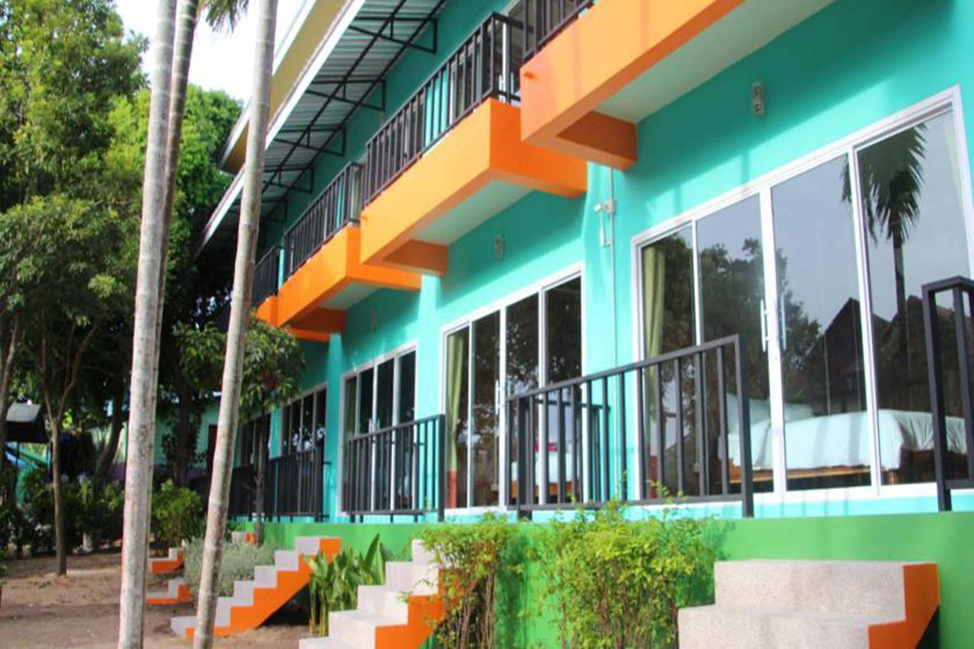 Samui Poshtel Vandrarhem Koh Samui Exteriör bild